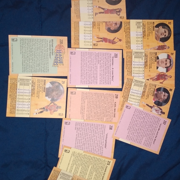 Trading Cards - Picture 4 of 4